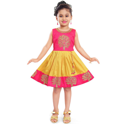 Girls Knee Length Ethnic Dress