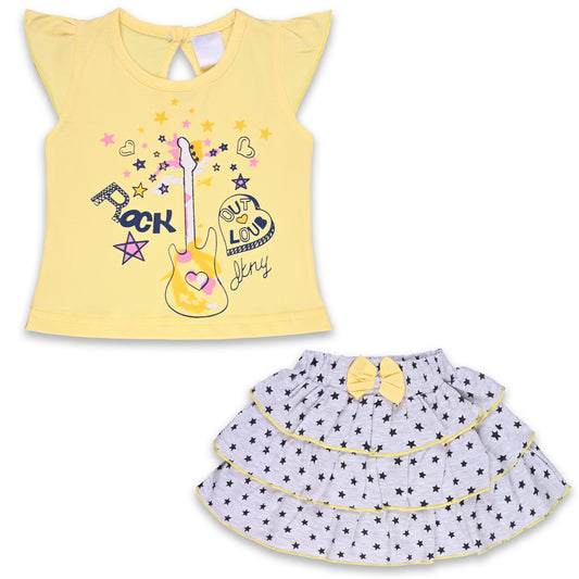 Girls Printed T-Shirt And Polka Dot Printed Skirt